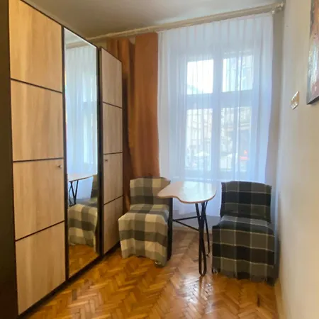 Apartamento Viktoriya On Virmenska