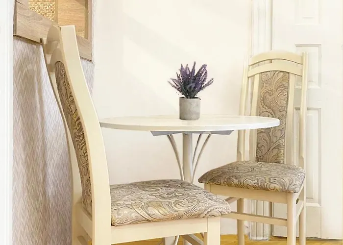 דירה Viktoriya On Virmenska *